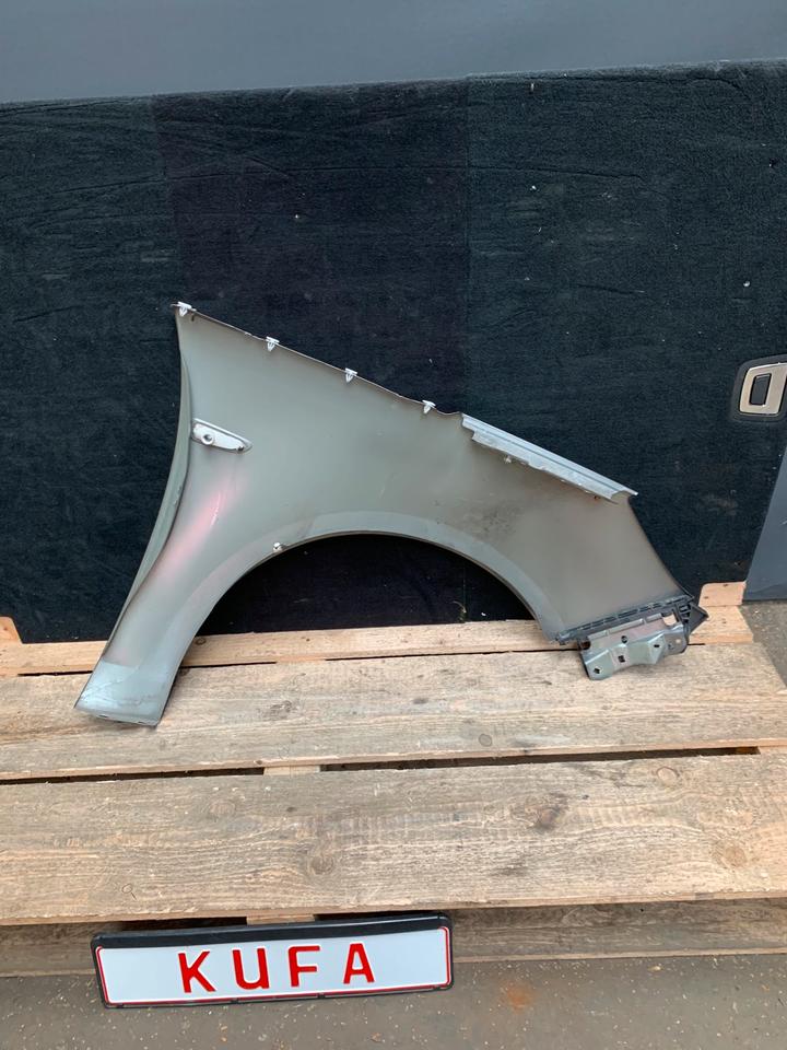 Opel Zafira C Kotflügel vorne links Z10A Quarzgrau Met. Fender in Harrislee