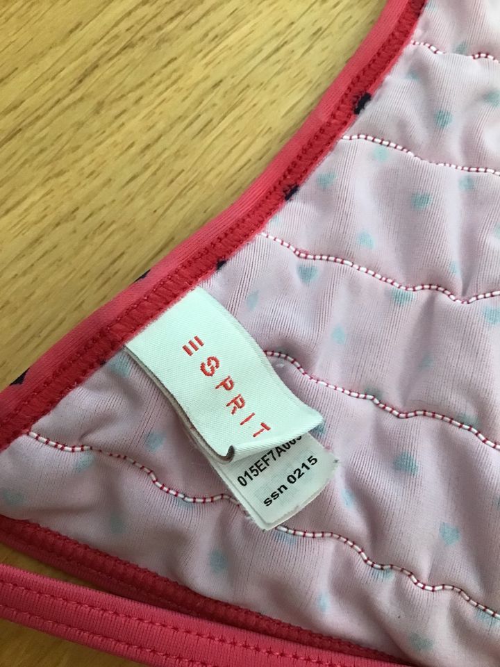 Esprit Bikini 104/110 neuwertig ❤️ in Winzer