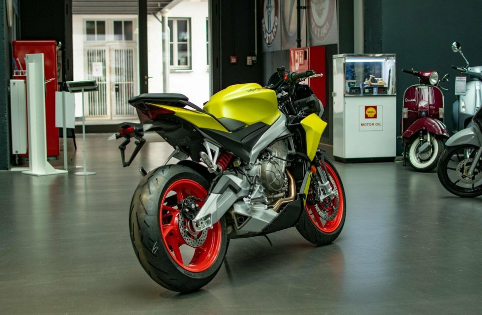 Aprilia TUONO 660 Acid Gold E5 *Sofort Lieferbar* Neufahrzeug! in Köln