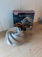 Backform Gugelhupf Twist 22 cm Dr.Oetker Nordrhein-Westfalen - Bocholt Vorschau