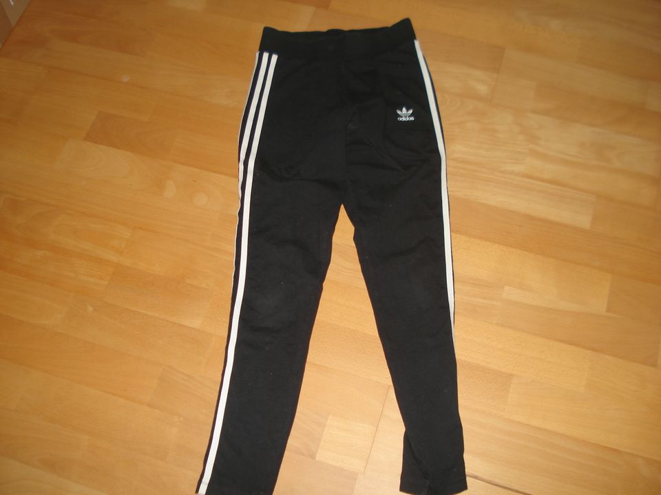 Adidas Hose/Trainingshose Adidas Gr. 34 in Griesheim