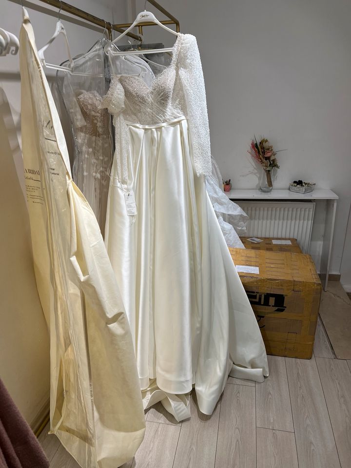 Gelinlik ( Brautkleid) in Köln