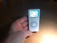 Apple iPod nano 1. Generation 4 GB voll funktionsfähig München - Schwabing-Freimann Vorschau