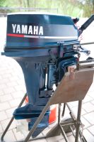 Yamaha 15 D Kurzschaft 2Tackter mit Gestell und Fernschaltung. Baden-Württemberg - Laufenburg (Baden) Vorschau