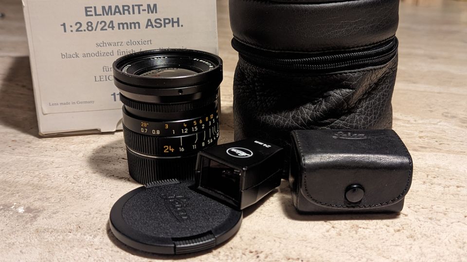 Leica Elmarit-M 24mm/2,8 Asph. E55 mit 24mm Aufstecksucher in Hamburg