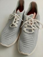 Sneaker in Größe 36 Bayern - Dinkelsbuehl Vorschau