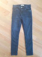 Denim Jeans schwarz Zara Größe 152 verstellbar München - Au-Haidhausen Vorschau