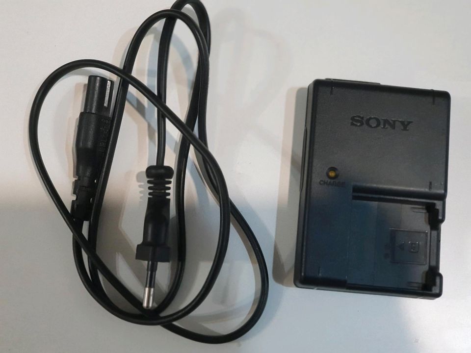 Sony DSC-H3 Digitalkamera in Berlin