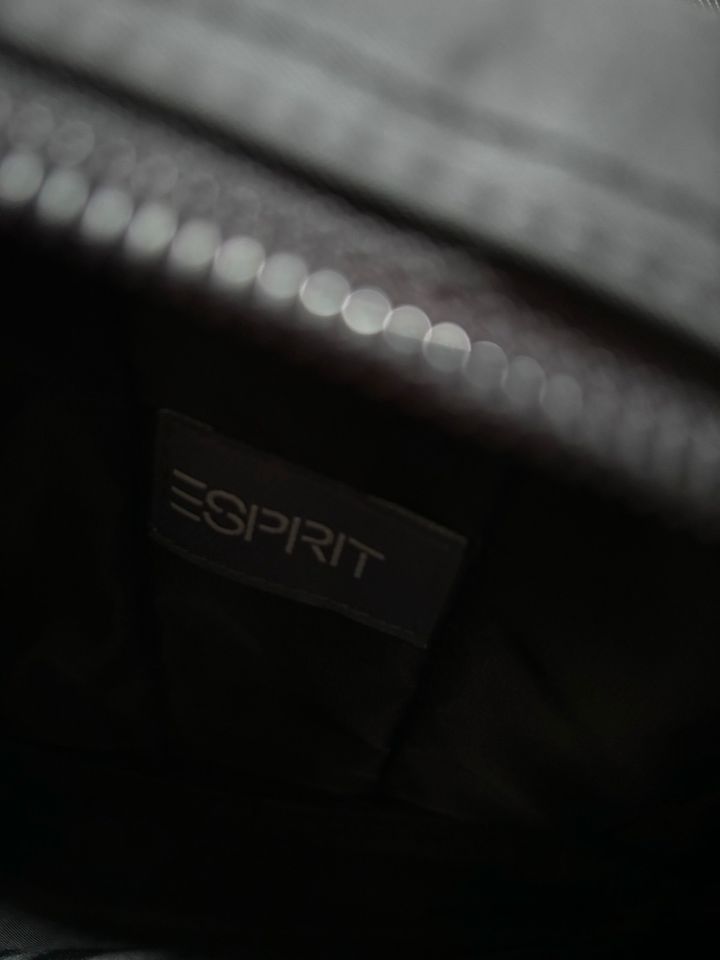 Esprit Gürteltasche Traveller Bauchtasche Reisetasche unisex in Bottrop