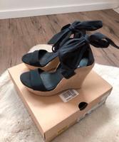UGG Jules Sandalen Wedges 36 Nordrhein-Westfalen - Fröndenberg (Ruhr) Vorschau