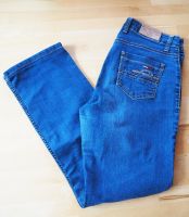 ⭐️ HILFIGER Stretch Jeans.Damen W 31, Kurzgröße Sachsen - Schönheide Vorschau