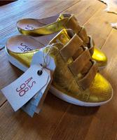 A.S.98 Slipper – Goldene Farbe, Größe 36– Neu & Ungetragen! Baden-Württemberg - Heidenheim an der Brenz Vorschau