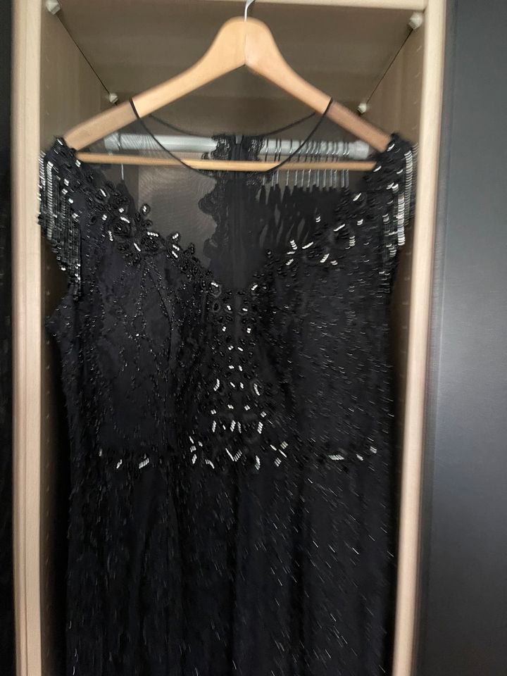 Schwarze Abendkleid Hochzeitskleid mit perlen in Gronau (Westfalen)