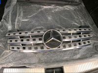 Mercedes ML W164 AMG Kühlergrill Hessen - Lahntal Vorschau