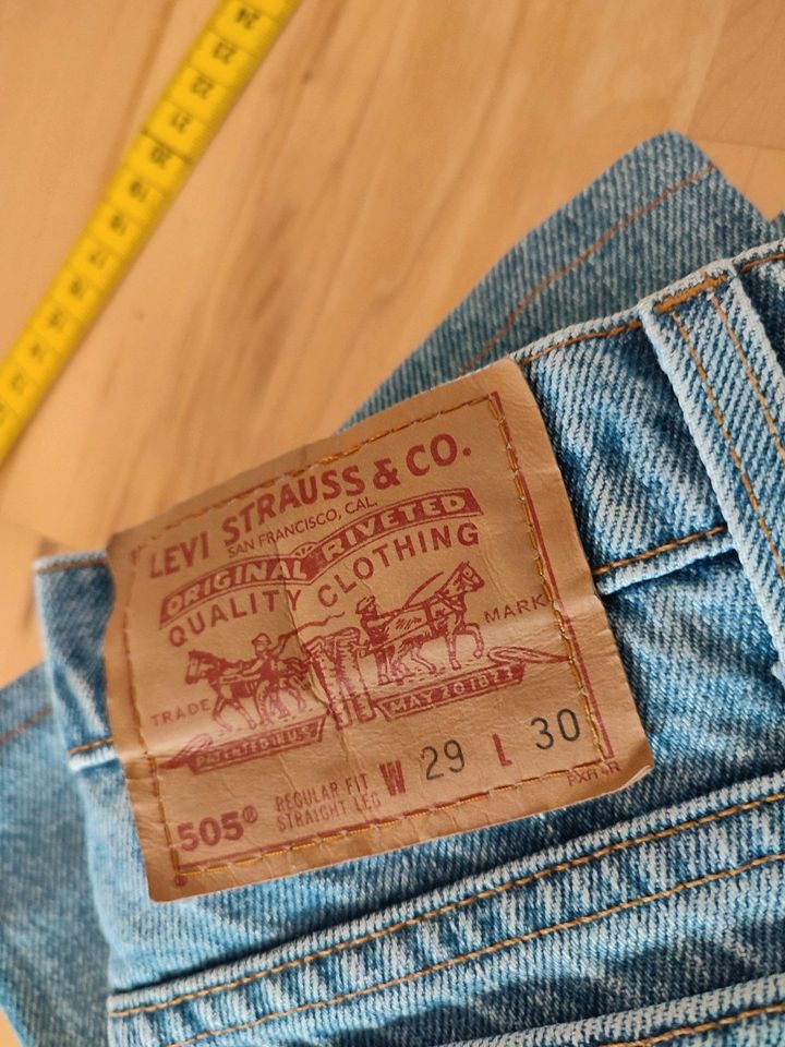 Levis 505 Jeans Bermuda/kurze Hose Gr.164/170 in Speyer