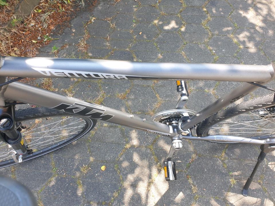 28 Zoll Herren Crossrad KTM Ventura..LX Kompanente..TOP ZUSTAND.. in Langwedel