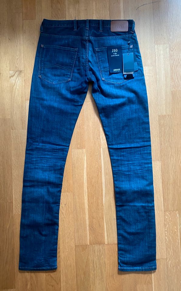 Dunkelblaue Armani Extra Slim Fit Jeans in Hamburg