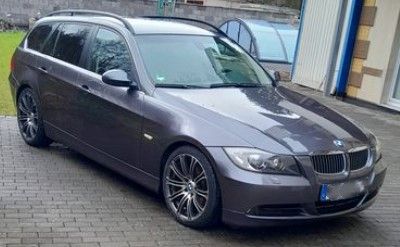 BMW E91 325I , 50000KM in Büren