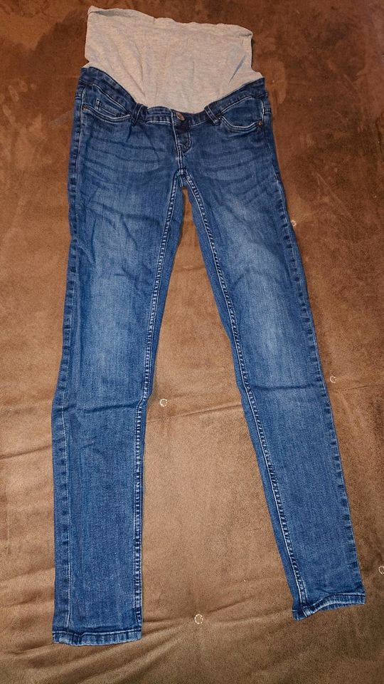 Set: 12 Teile Umstandskleidung Jeans Kleid Leggings 36/38 S-M in Erkelenz