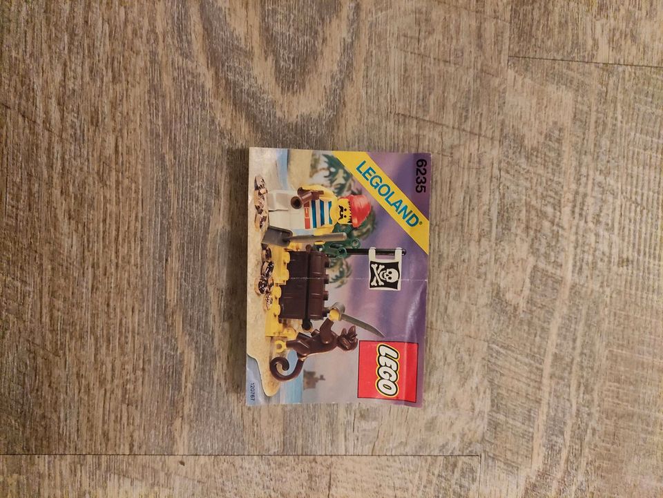 Verschiedene Lego Anleitungen in Flintbek