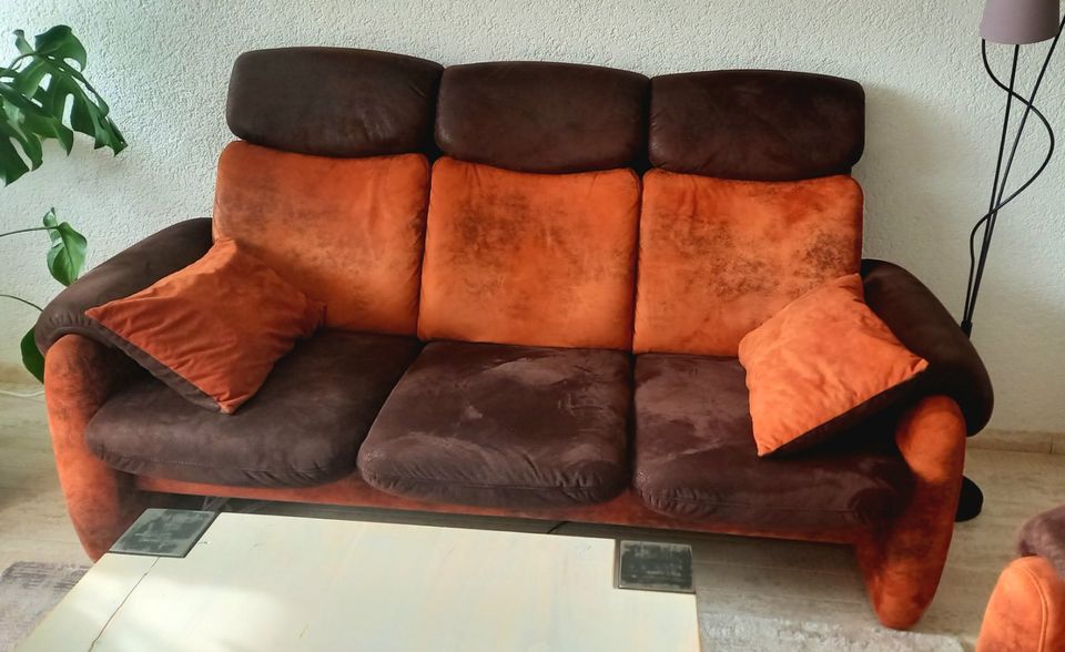 3-Sitzer Couch 3 Sessel relax Funktion mechanisch Hocker in Steinach