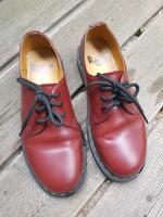Doc Martens Dr. 1461 rot sehr guter Zustand Gr. 39 Leipzig - Leipzig, Zentrum-Nord Vorschau