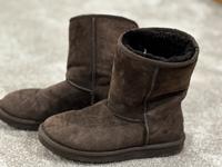 UGG Classic Short II Boots - Braun - Größe 37 Düsseldorf - Oberkassel Vorschau