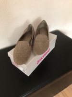 Ballerina Schuhe taupe Gr 39 wenig getragen Nordrhein-Westfalen - Brakel Vorschau