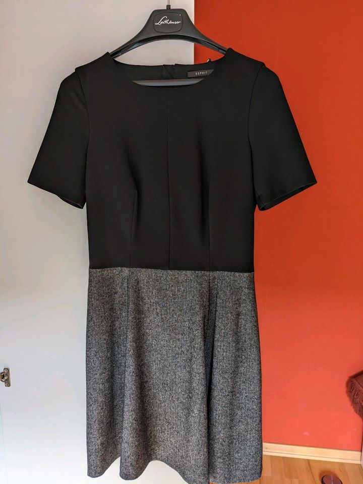 Kleid schwarz von Esprit kurze Ärmel in Siegburg