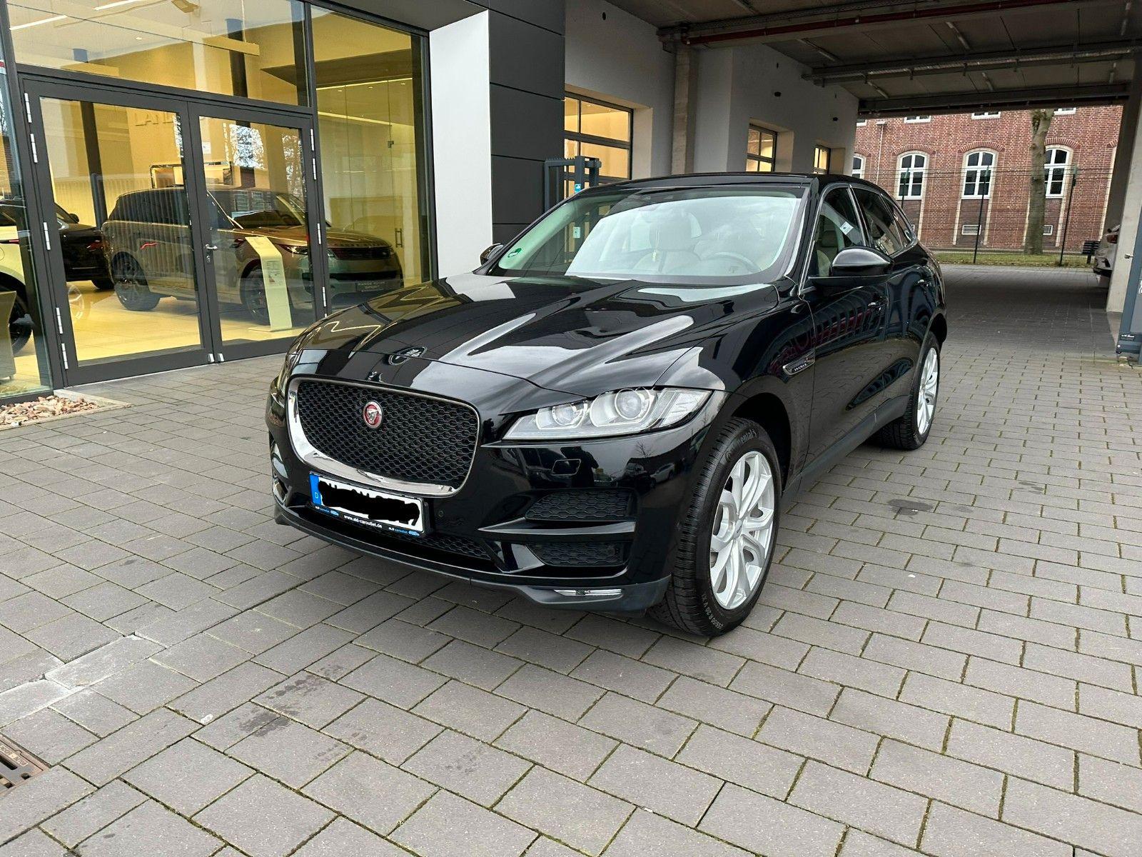 Abbildung des Autos Jaguar F-Pace 20d  Prest…