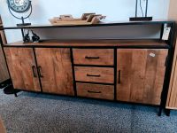 Sideboard aus Mangoholz und Metall | 180cm | (599€) Nordrhein-Westfalen - Arnsberg Vorschau