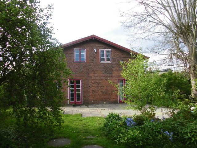 Romantisches Landhaus am Stadtrand von Brunsbüttel in Brunsbuettel