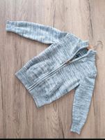 Strickjacke grau H&M LOGG 122/128 Nordrhein-Westfalen - Neuss Vorschau