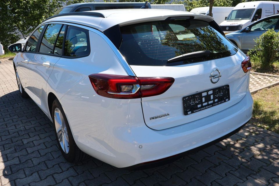 Opel Insignia B Sports Tourer Business Edition in Ismaning