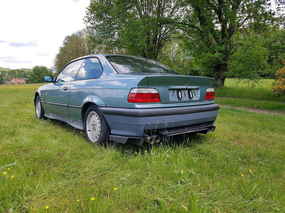 BMW E36 Coupe 323, Moreagrün, M-Technik in Kirkel
