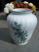 Vase "Limoges" franz. Dekor Blumen Flieder, 25 cm, keine Beschäd. Nordrhein-Westfalen - Ratingen Vorschau