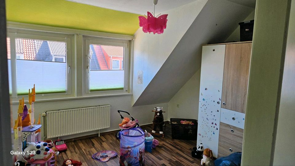 Nachmieter für eine kleine 3 Zimmerwohnung in Bremen