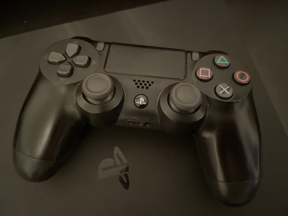 PlayStation 4 in Kalkar