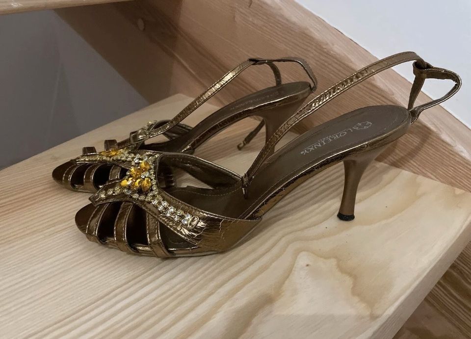 Sandalen Pumps high heels Kupfer/Gold Strass Steine Gr 40 in Mühlhausen