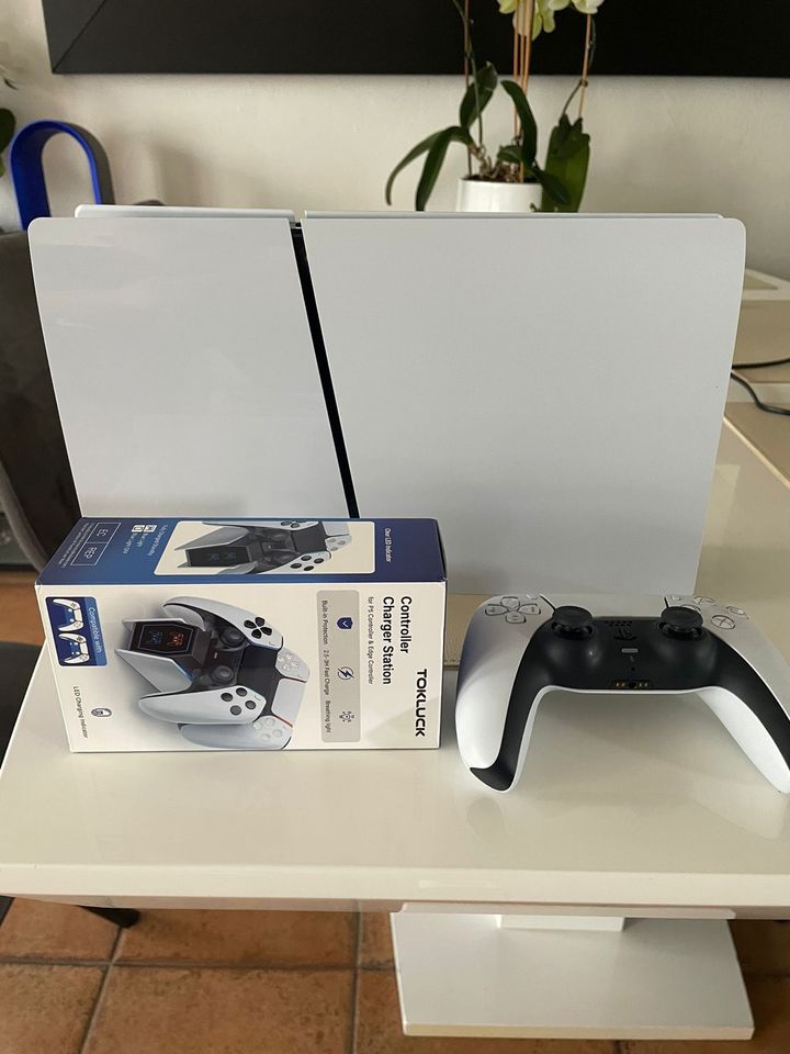 Playstation 5 Slim 1 Controller + Ladestation, 3 Jahre Garantie in Wuppertal