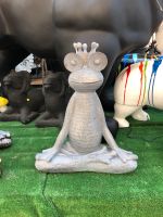 XL Deko Figur Frosch mit Krone in betonoptik Inn-Outdoor Skulptur Bremen - Neustadt Vorschau