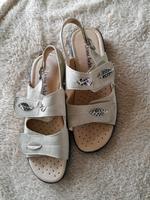 Damen Sandalen gr 40 neu Donna Andrea Nordrhein-Westfalen - Moers Vorschau
