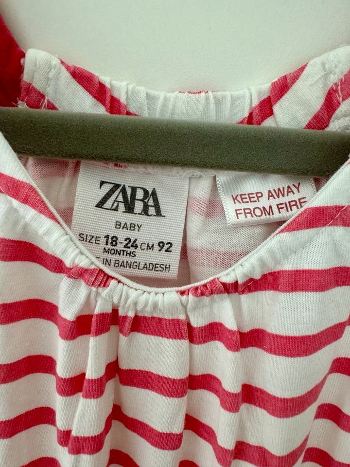 Wie neu! Trägershirt von ZARA (Gr. 92) in Frankfurt am Main