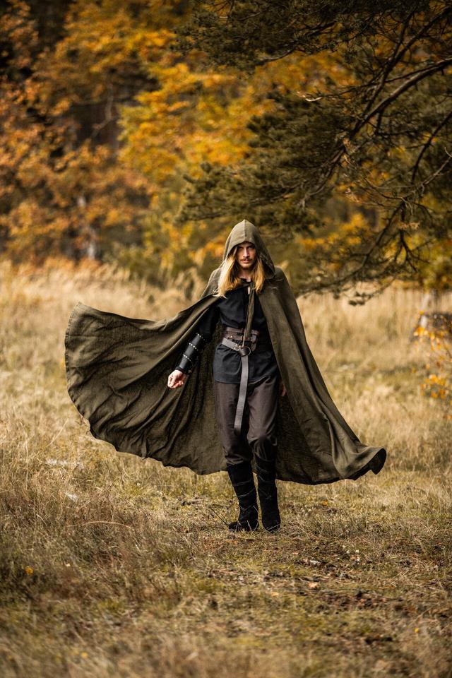 Mittelalter Leinen Umhang Mimir Grün LARP Cosplay Mittelalter in Schönebeck (Elbe)