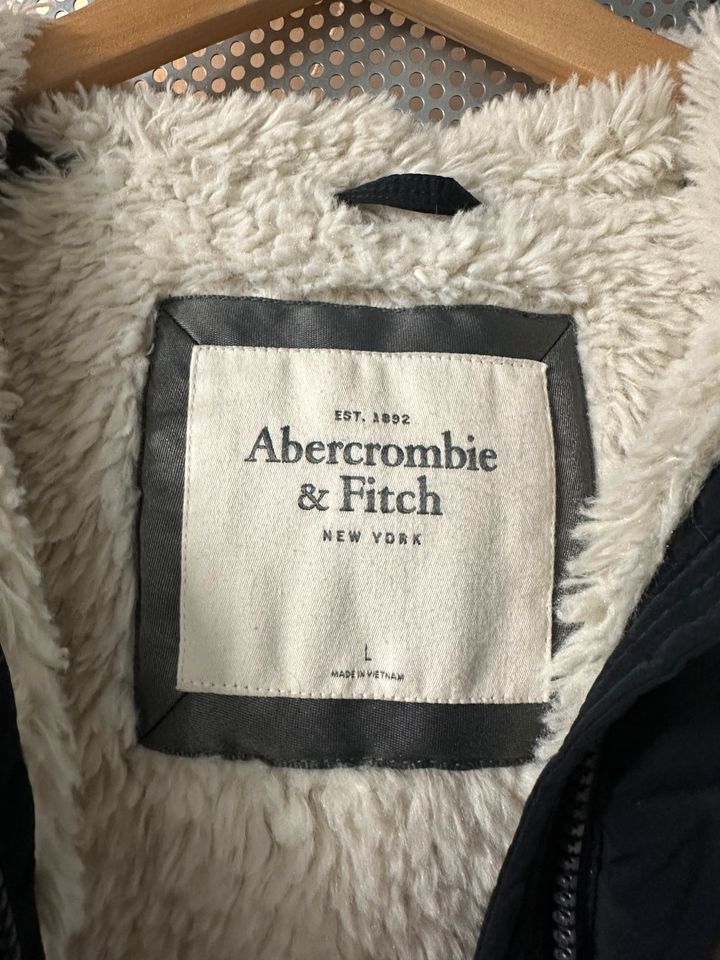 Steppweste Abercrombie&Fitch - Beschreibung beachten! in Röhrmoos