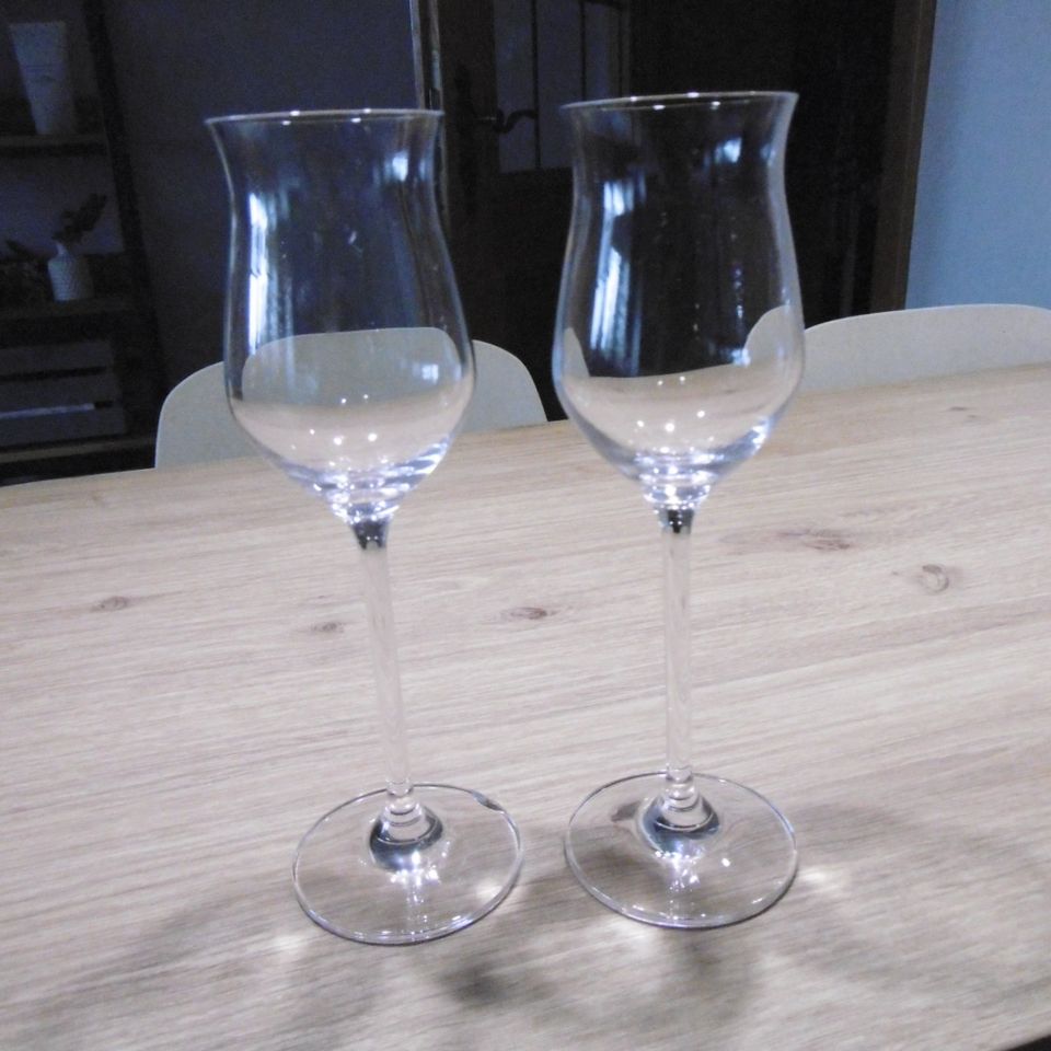 Glas, Gläser - Apperitifglas, Stielglas - 2 Stück - neu in Kronach