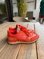 edle Valentino Garavani Sneakers rot 43 Made in Italy Rheinland-Pfalz - Waldleiningen Vorschau