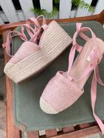 Schöne Plateuschuhe Sandalen Niedersachsen - Wunstorf Vorschau