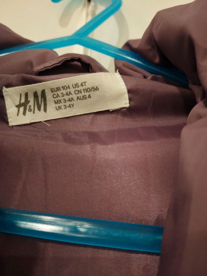 H&M Winterjacke 104 neu mit Etikett in Hürth