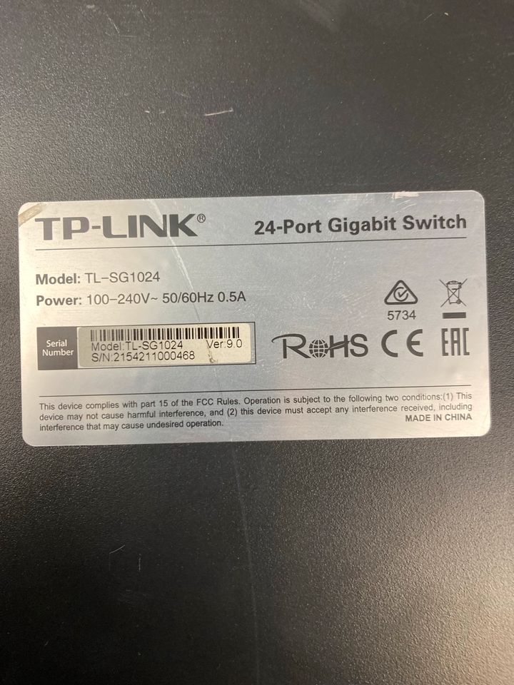 TP-Link 24 Port Gigabite Switch in Köthen (Anhalt)